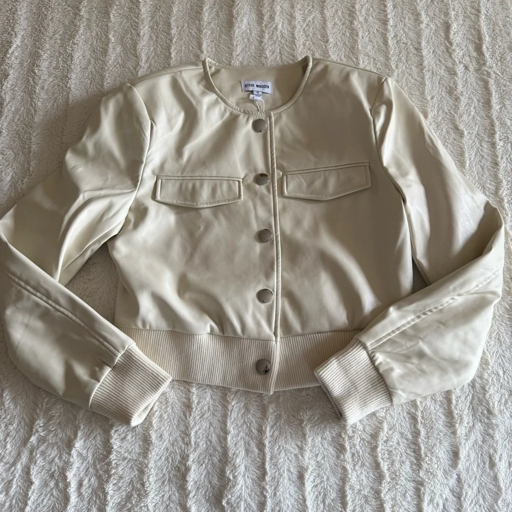 ⭐️Steve Madden Cream bomber Jacket - Picture 9 of 11